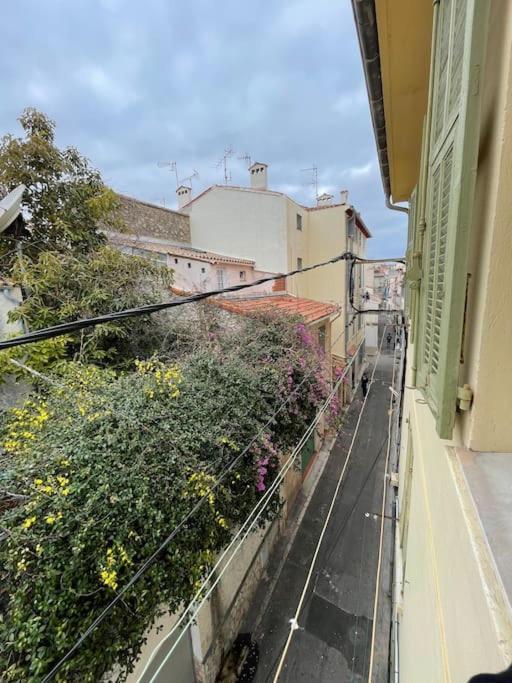 T2 Dans Le Vieil Antibes Apartment Exterior photo